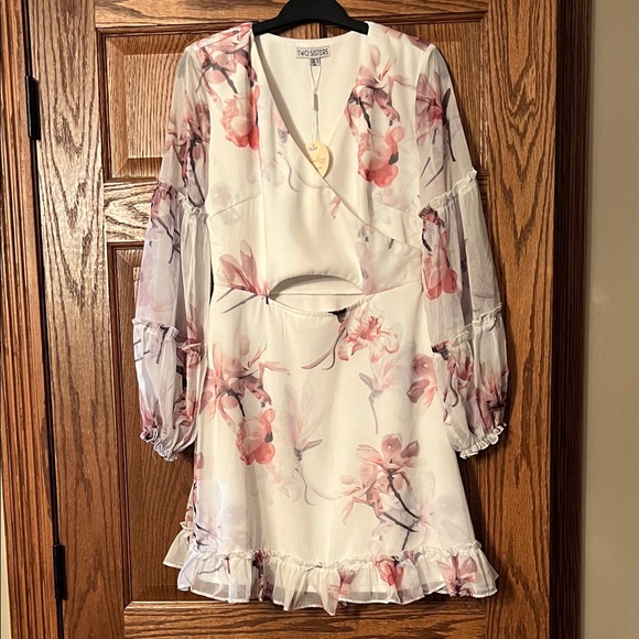 Floral Long Sleeve Dress - White and Pink - Picture 2 of 4